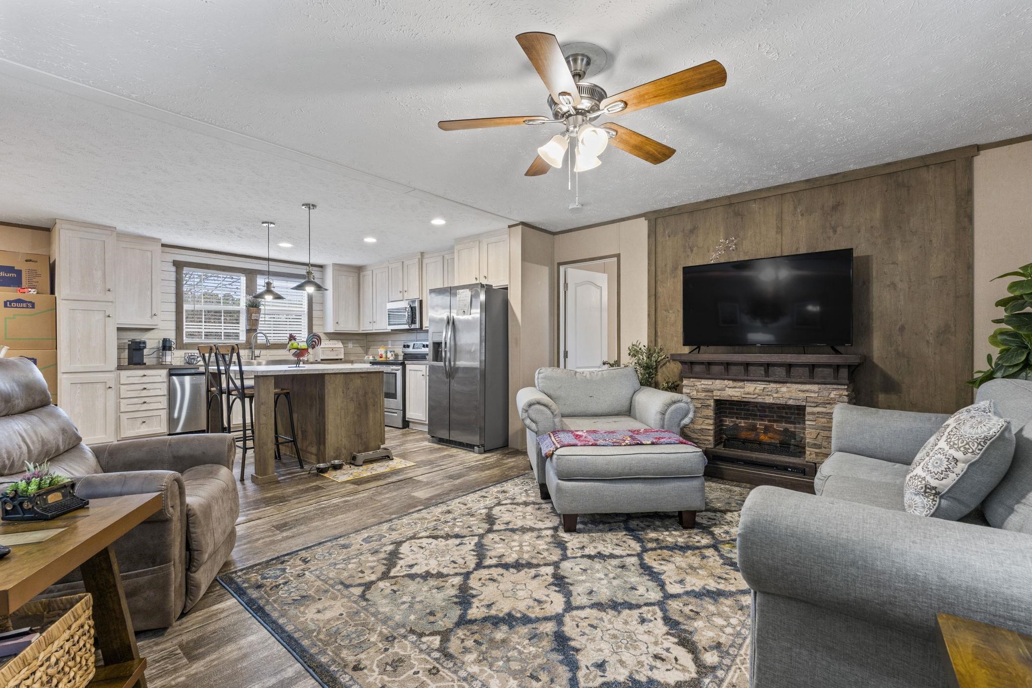 801 Waterway Dr.