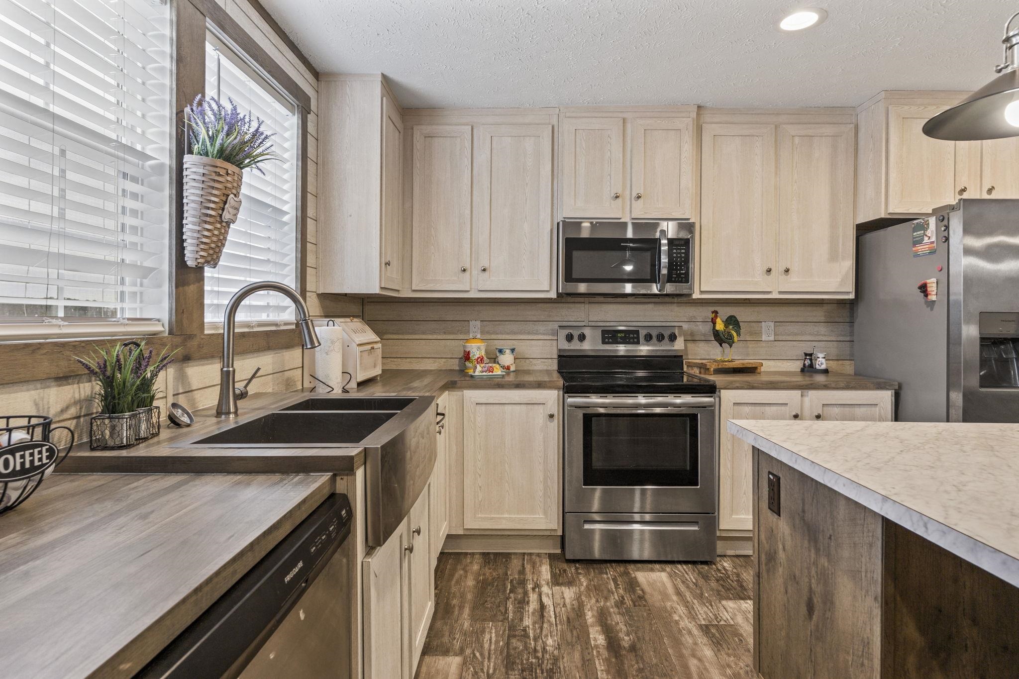 801 Waterway Dr.