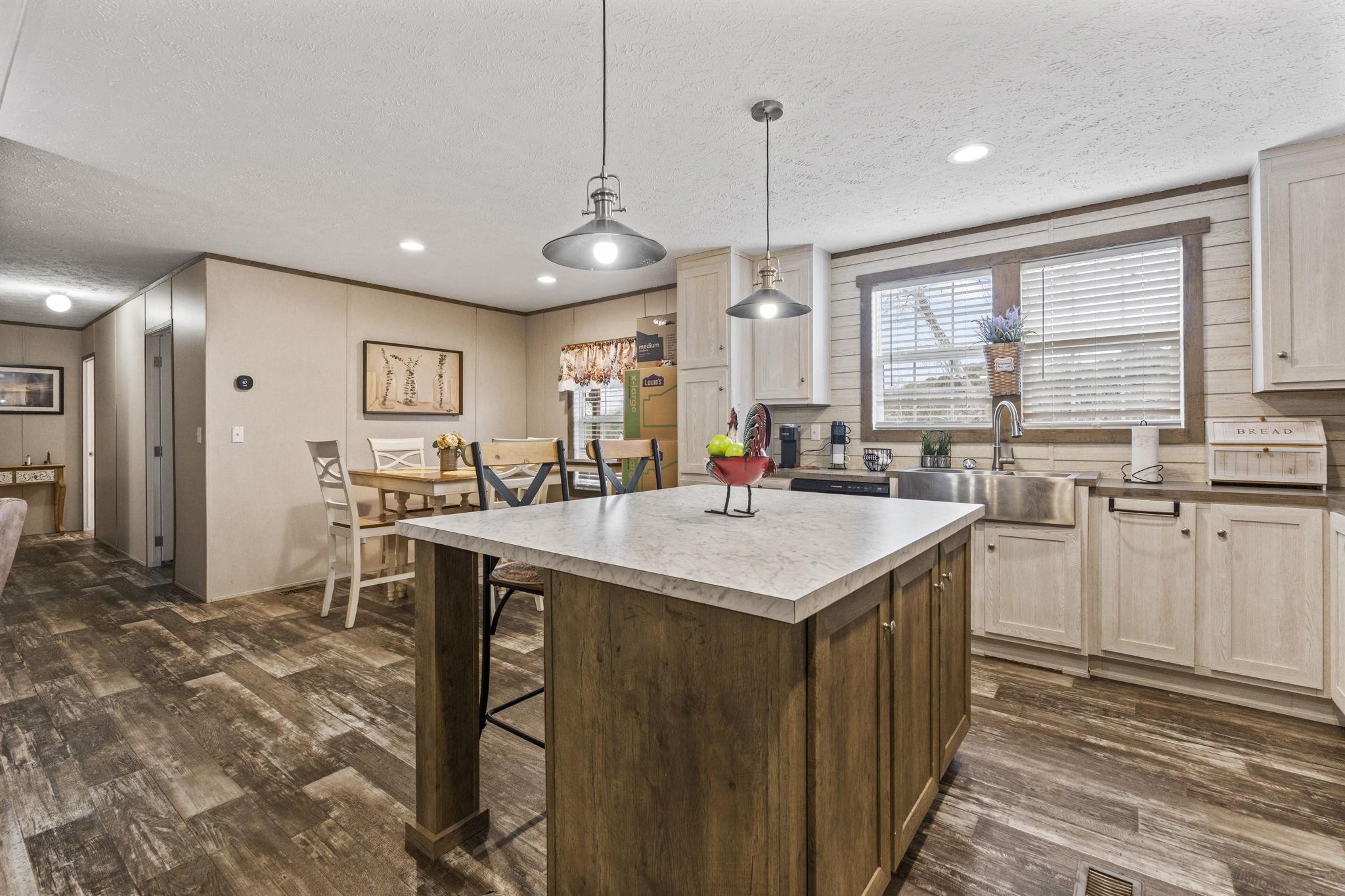 801 Waterway Dr.