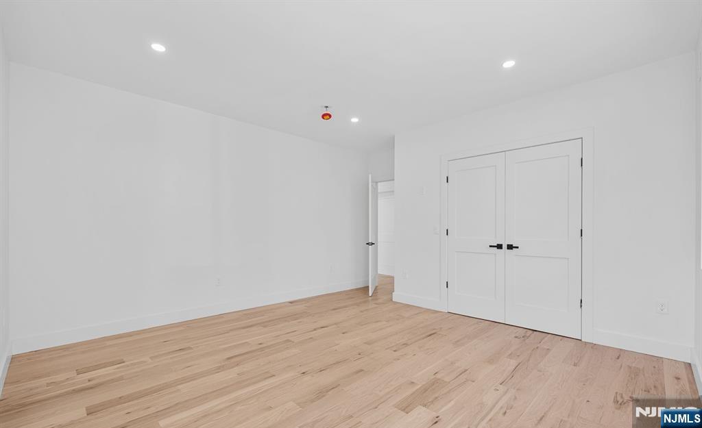 853 Pleasantview Terrace 1