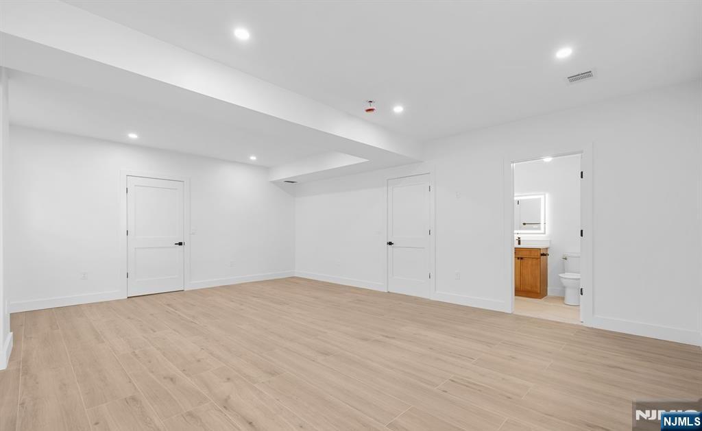 853 Pleasantview Terrace 1