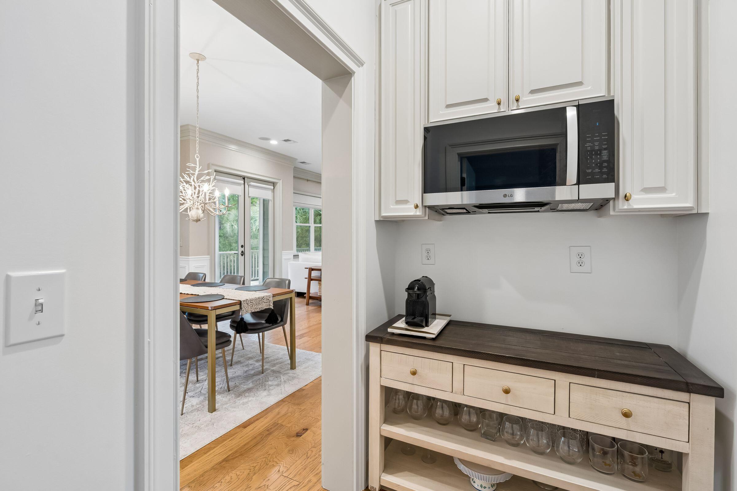 3012 Intracoastal View Drive
