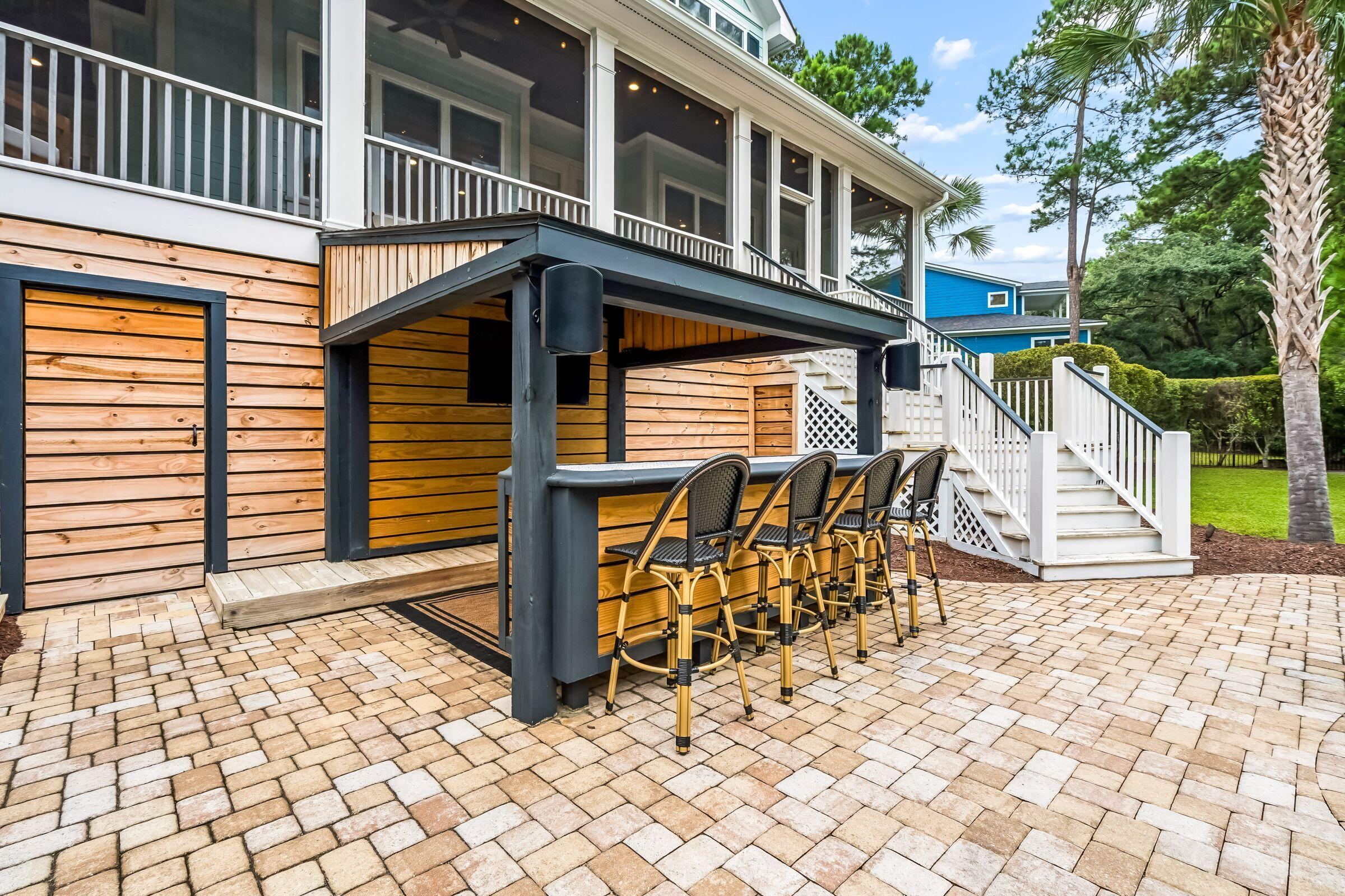 3012 Intracoastal View Drive