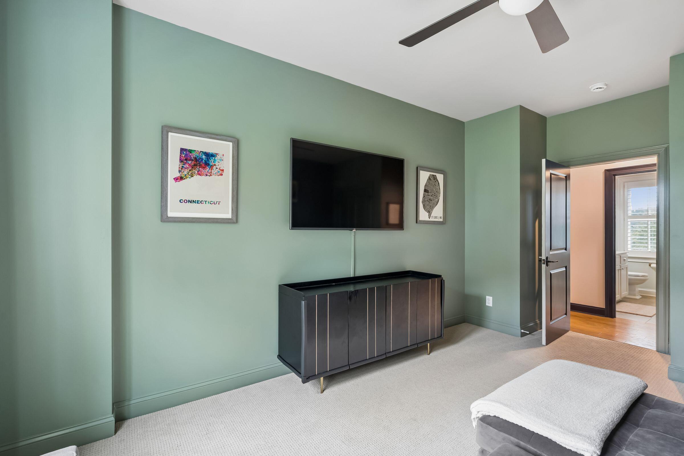 3012 Intracoastal View Drive