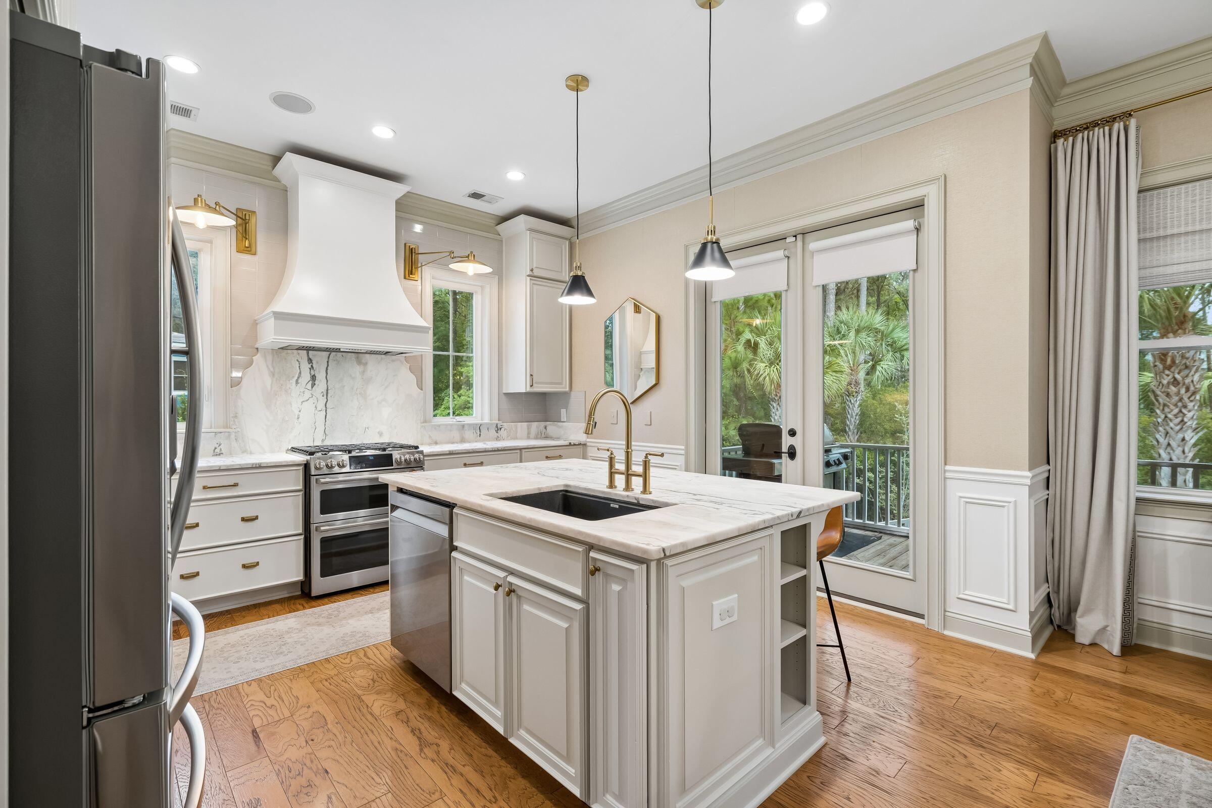 3012 Intracoastal View Drive