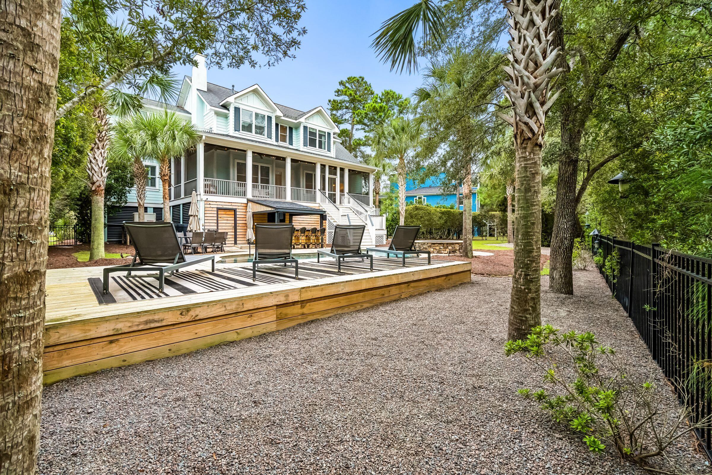 3012 Intracoastal View Drive