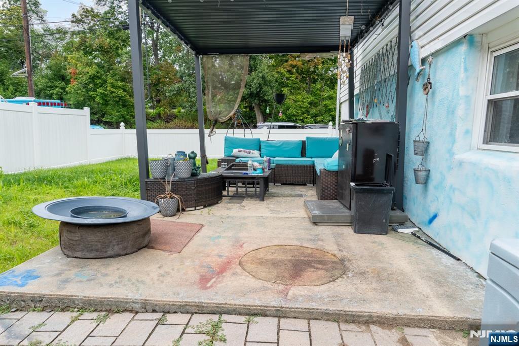 218 Brinkerhoff Avenue