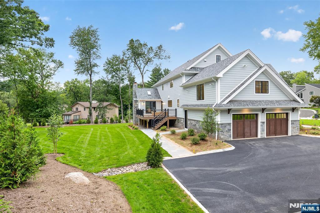 58 Greenwoods Road