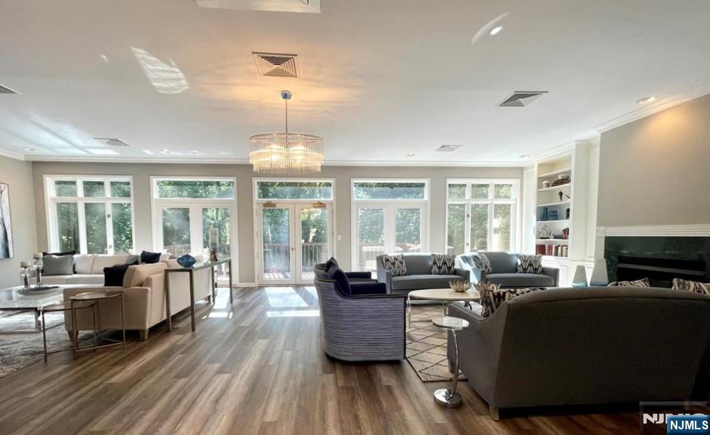 91 Lakeview Drive