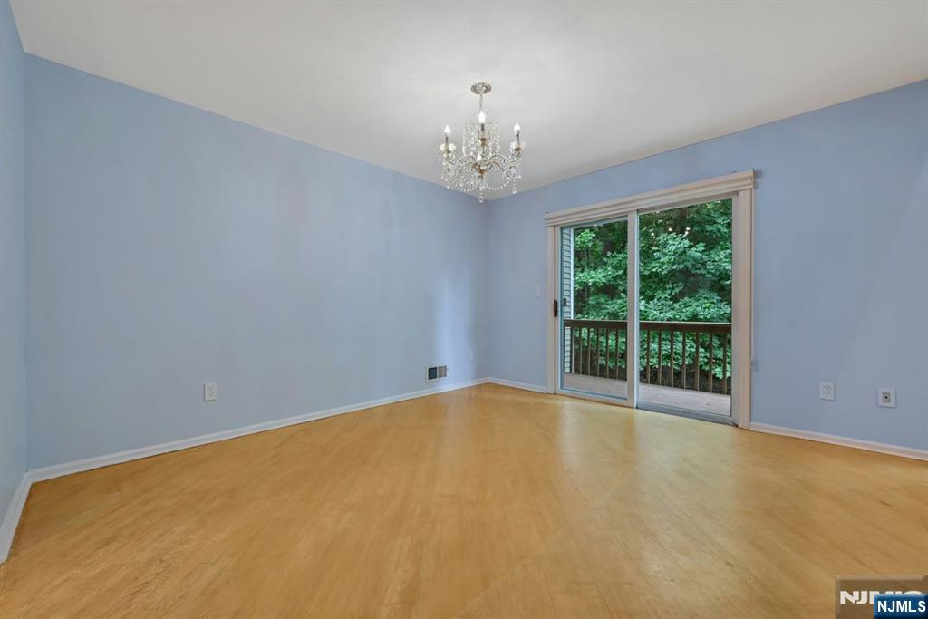 91 Lakeview Drive