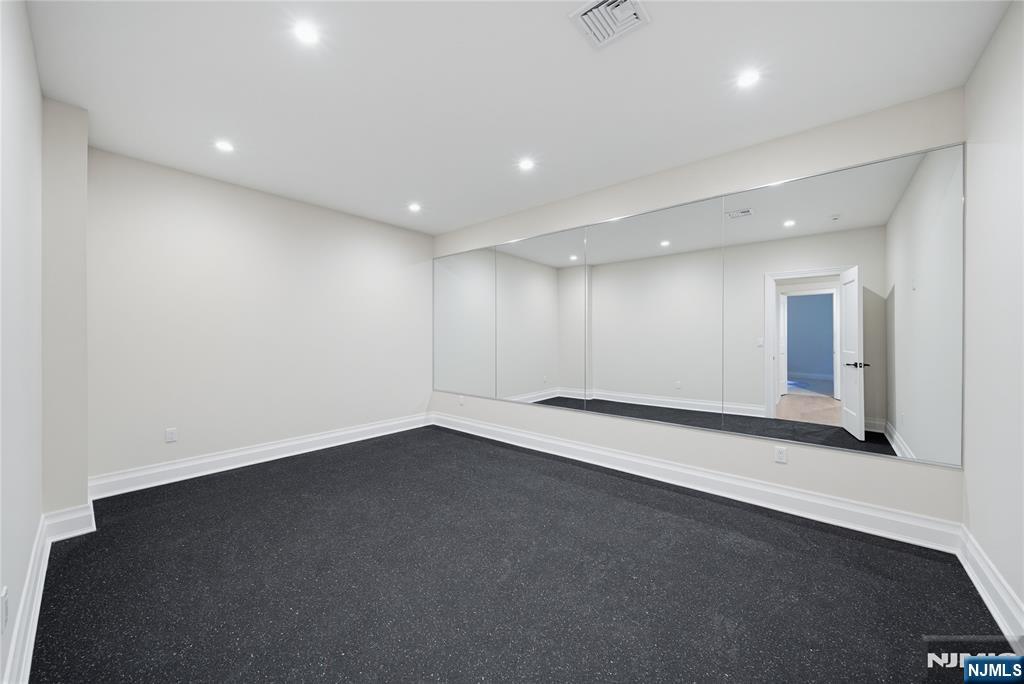 92 Oliver Road