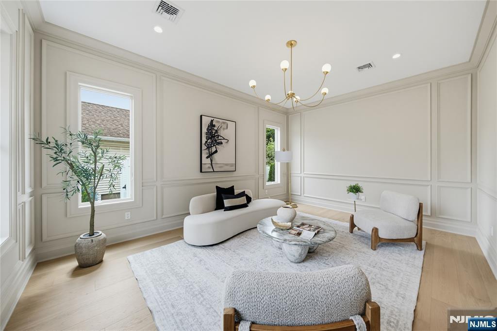 92 Oliver Road