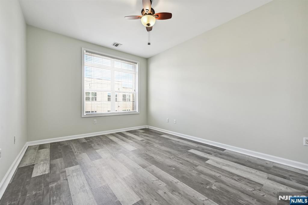 5808 Washington Street 507