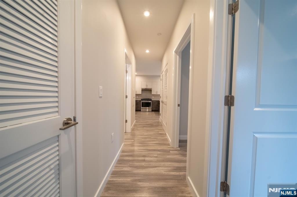 62 Broadway 202
