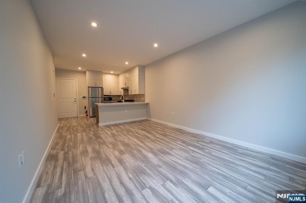 62 Broadway 202