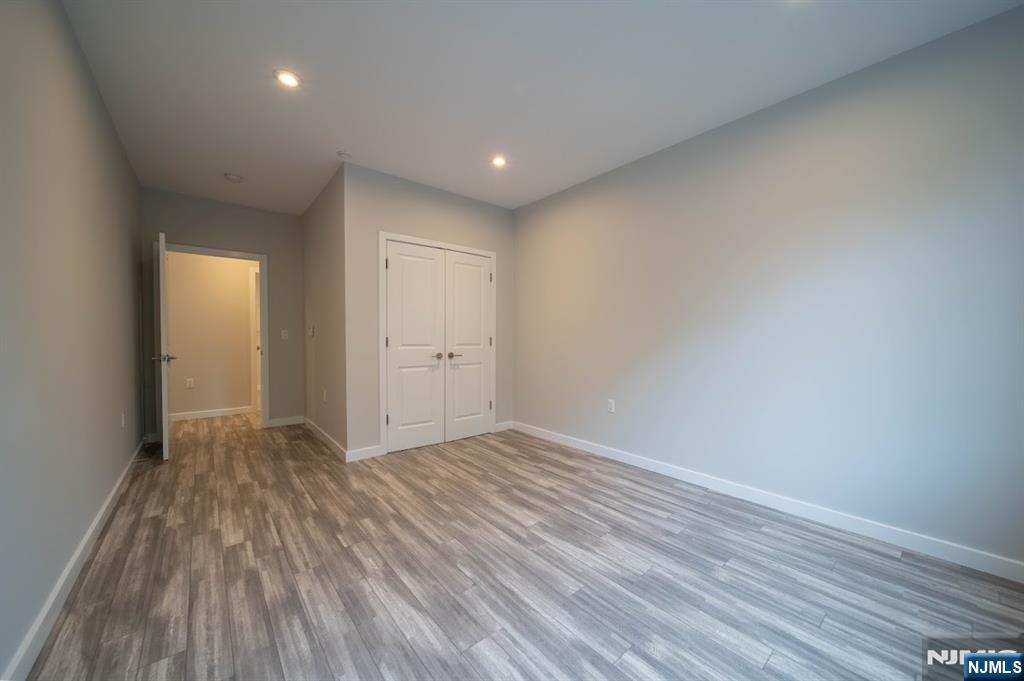 62 Broadway 202