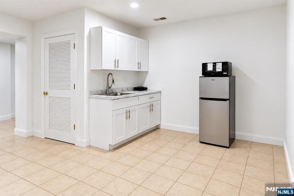36 W Central Boulevard A