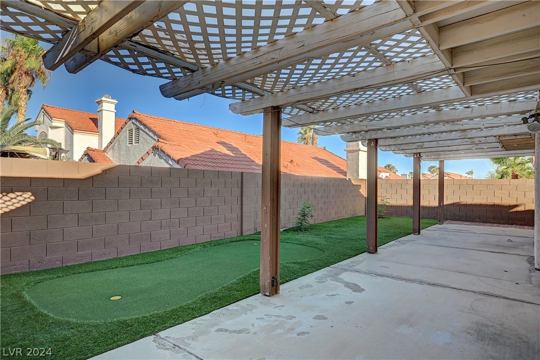3000 Reef View Street