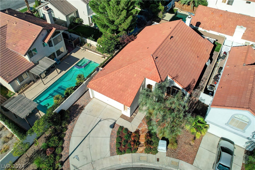 3000 Reef View Street