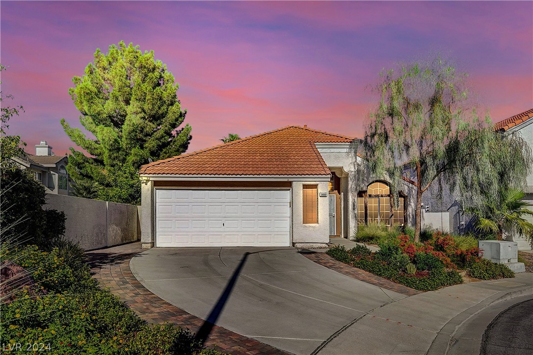 3000 Reef View Street