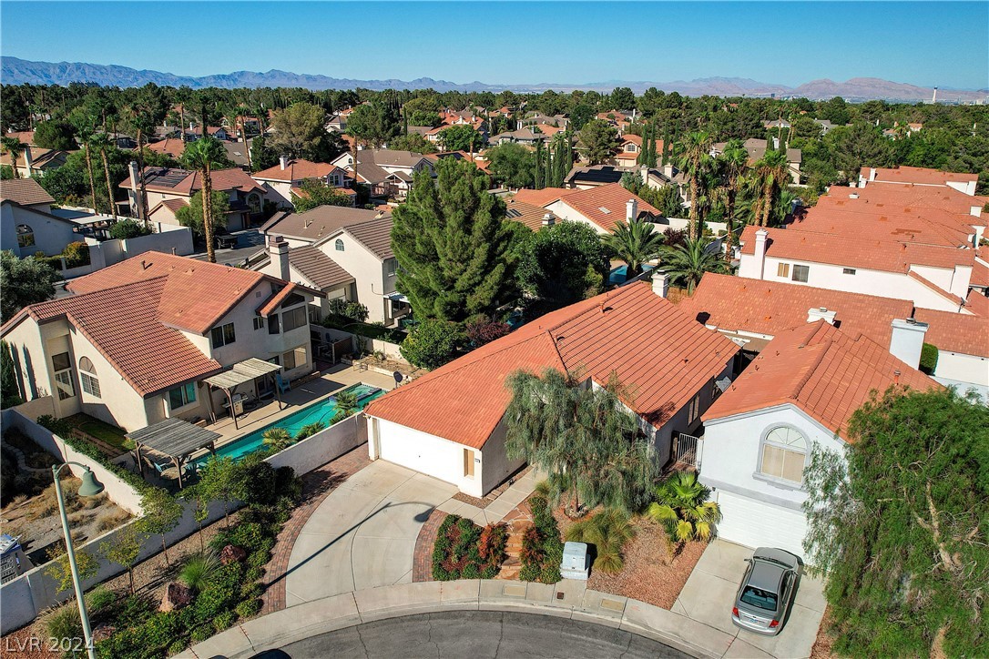 3000 Reef View Street