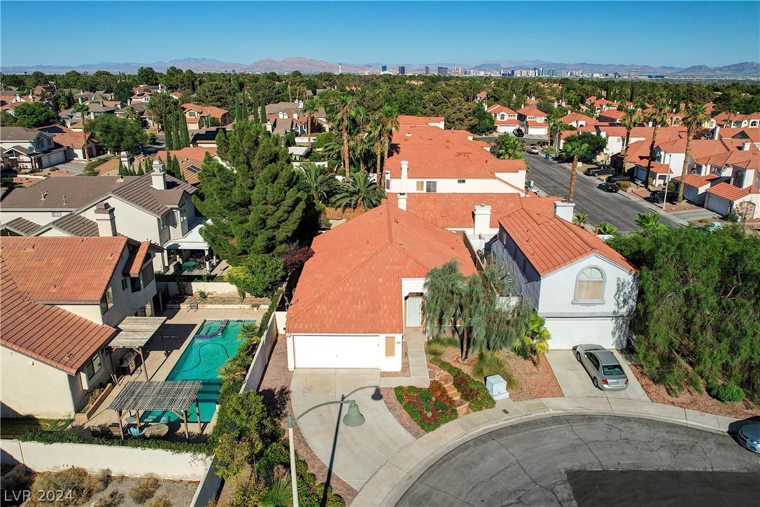 3000 Reef View Street