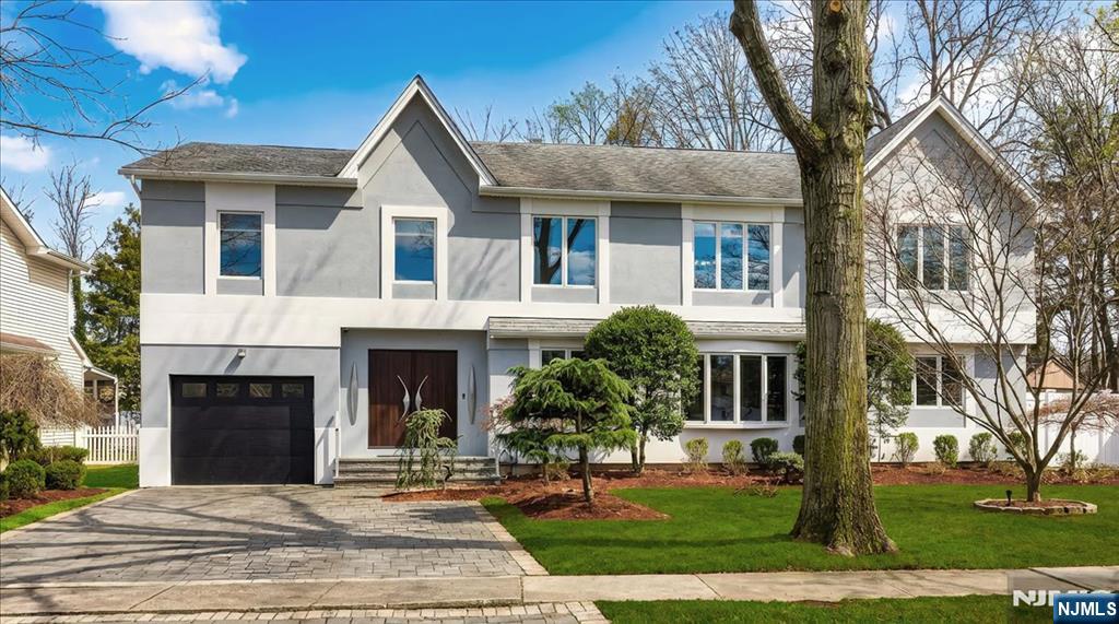 827 Alden Road