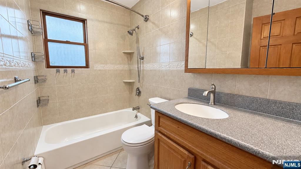 138 7th Street
