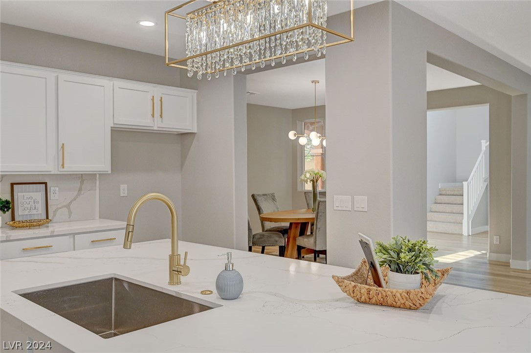 7615 Tierra Montanosa Avenue