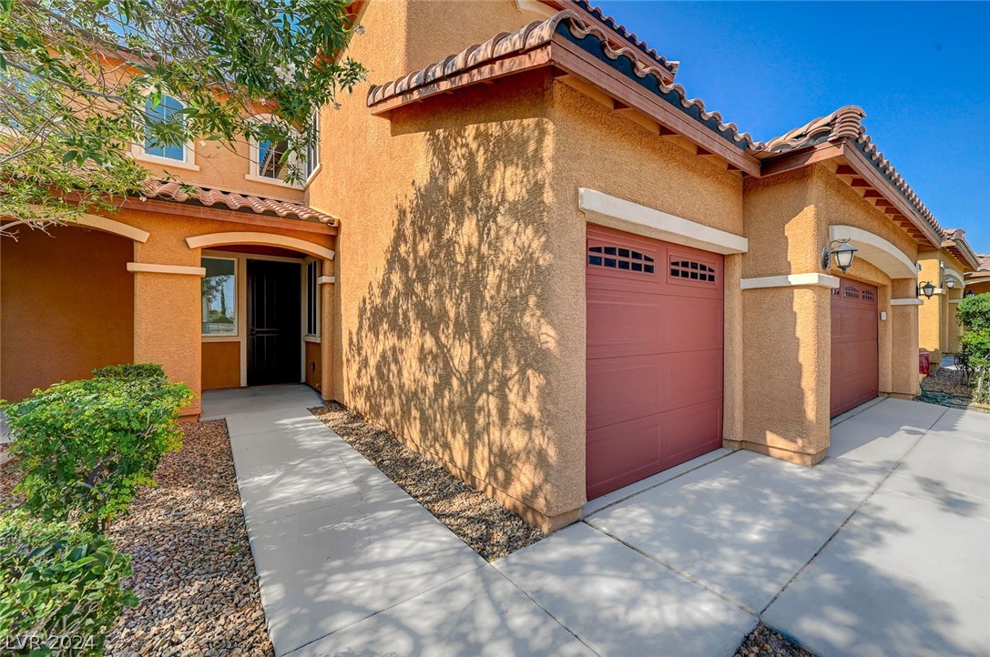 7615 Tierra Montanosa Avenue