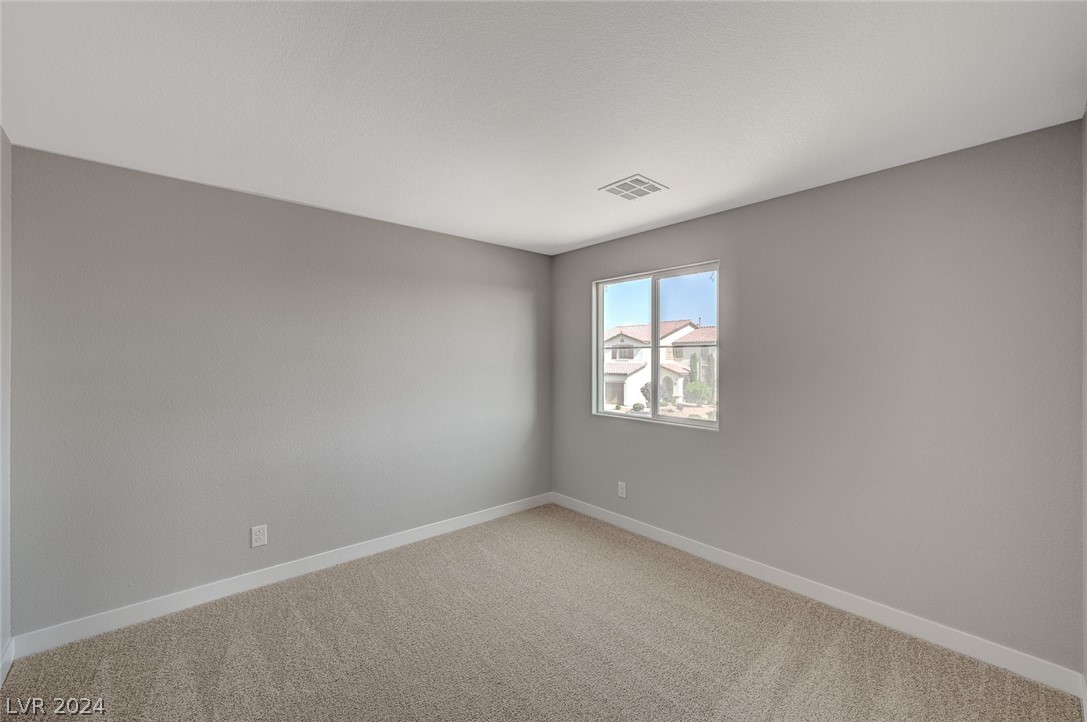 7615 Tierra Montanosa Avenue