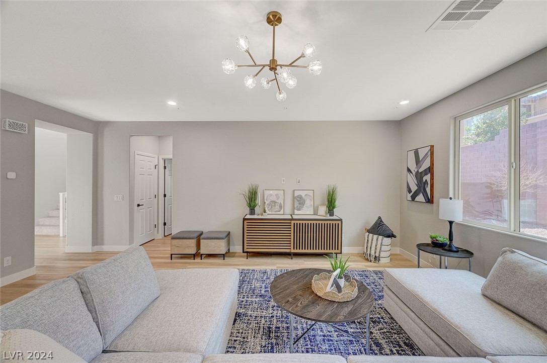 7615 Tierra Montanosa Avenue