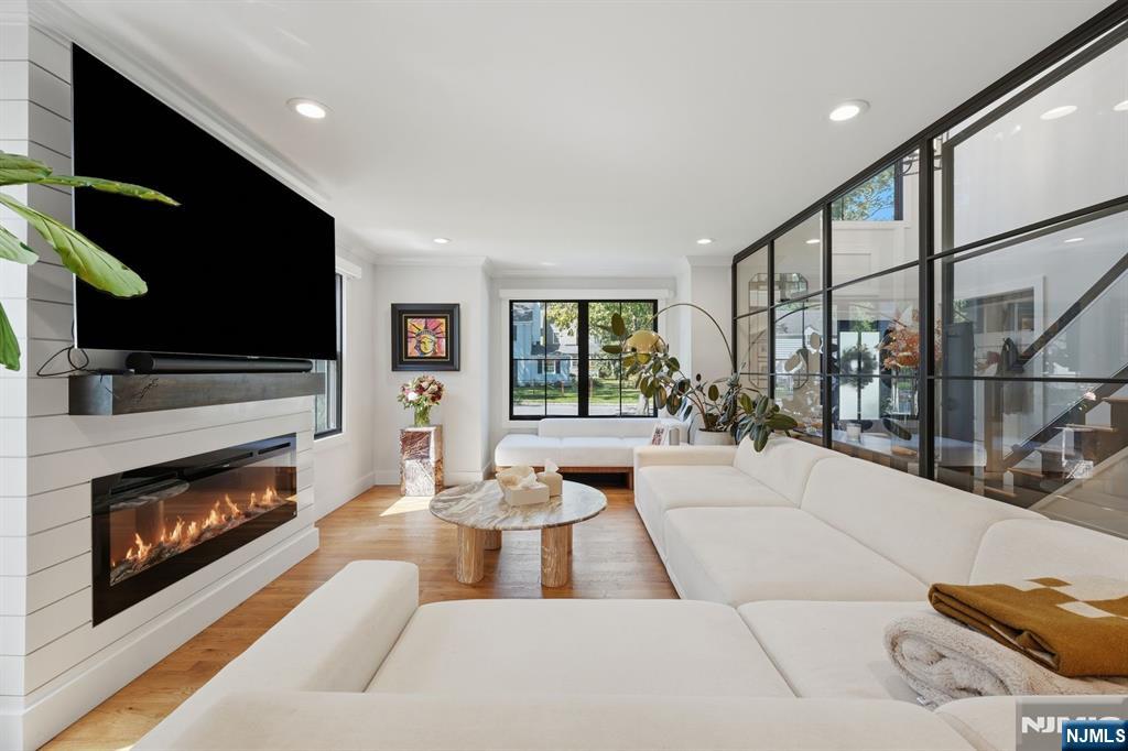 11 Marquette Road
