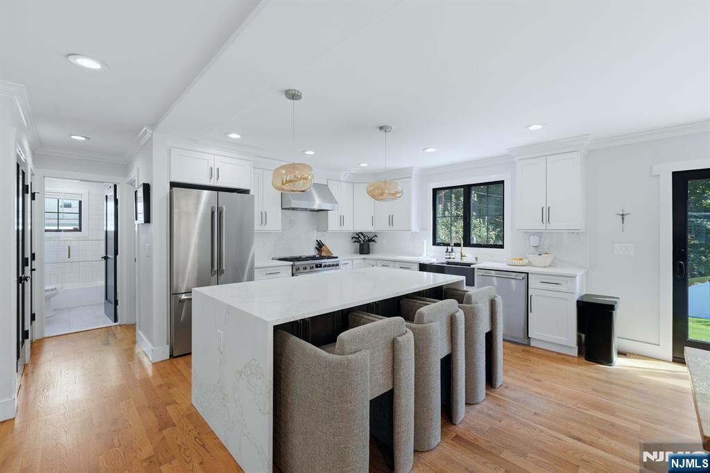 11 Marquette Road