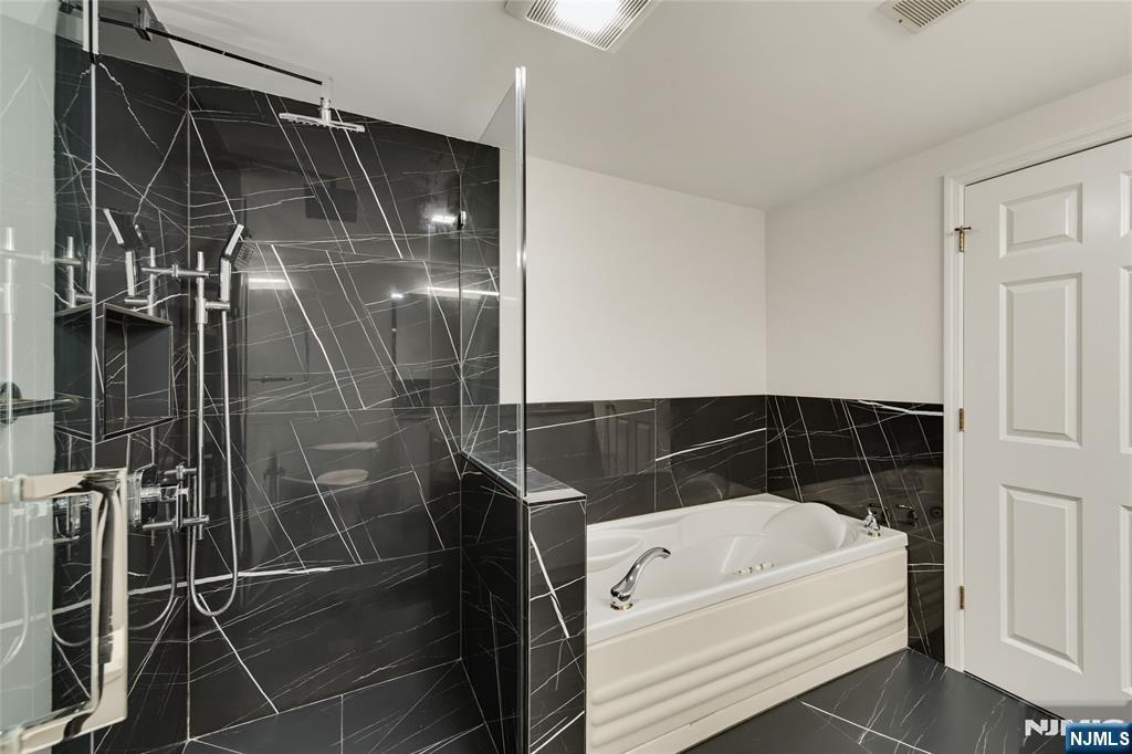 202 Adams Court F202