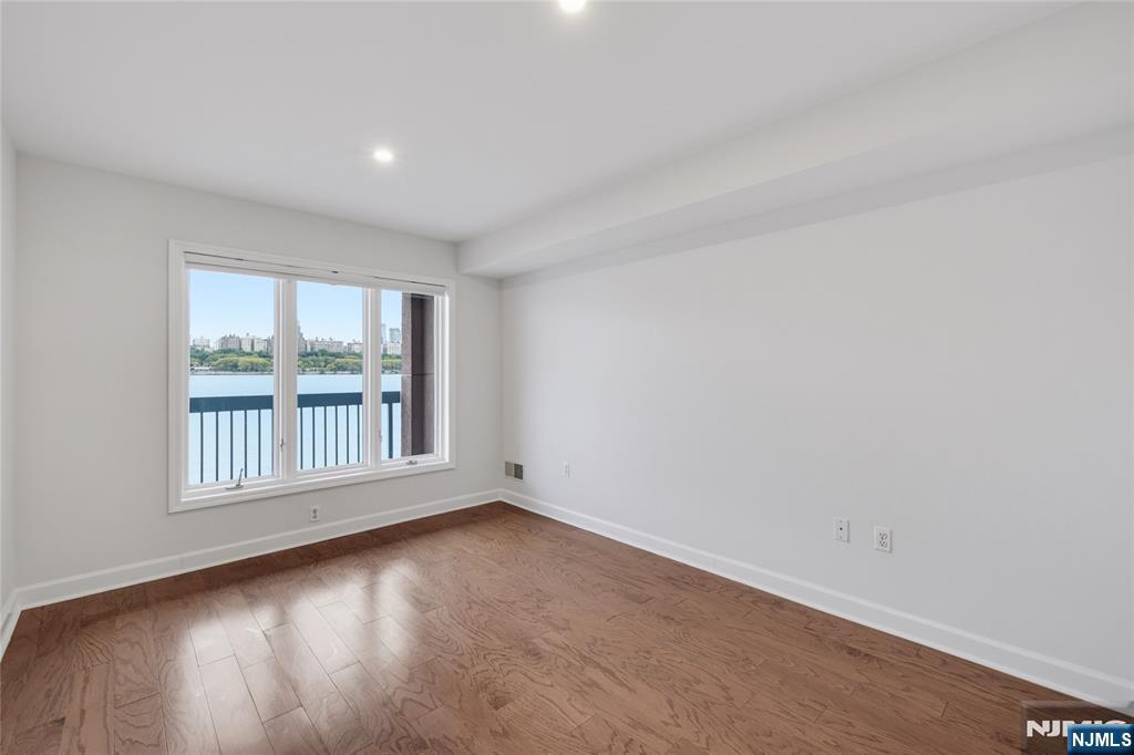 202 Adams Court F202