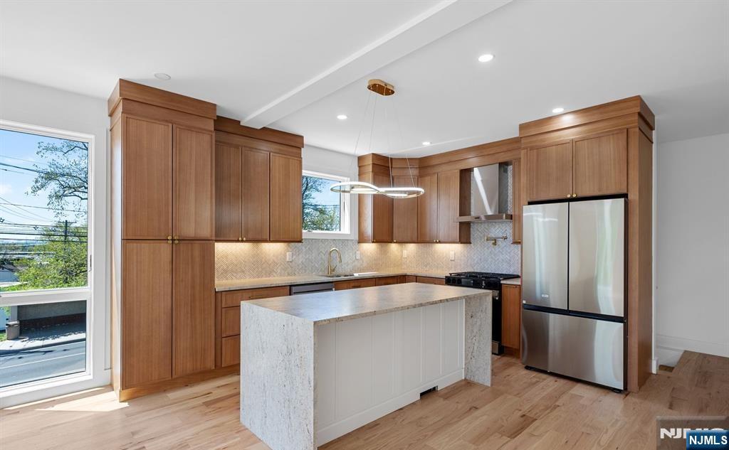 853 Pleasantview Terrace 2