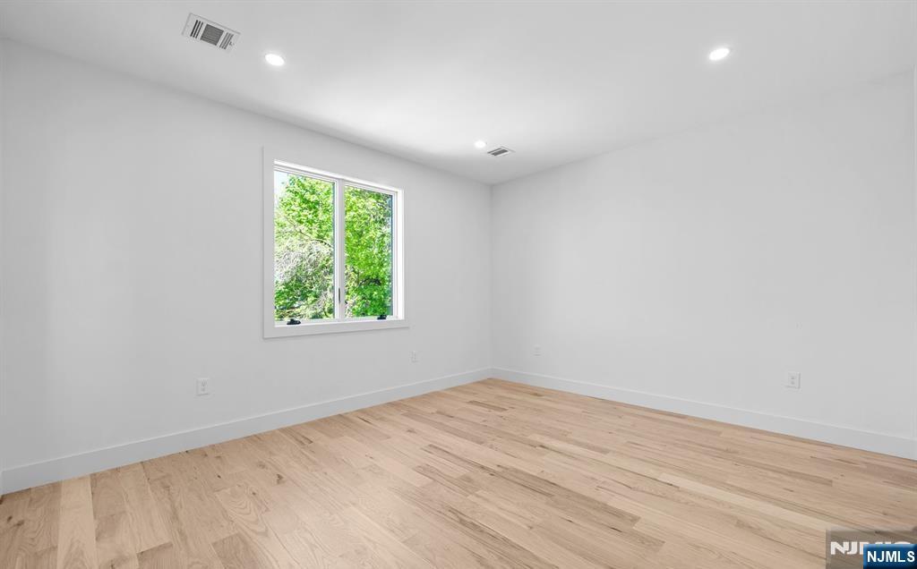 853 Pleasantview Terrace 2