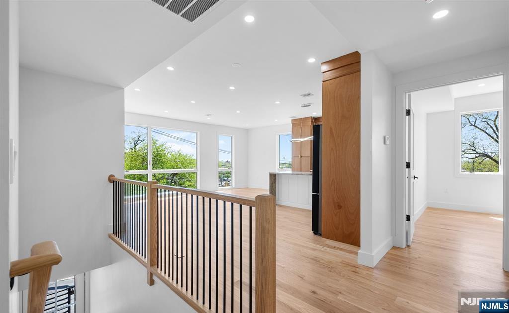853 Pleasantview Terrace 2