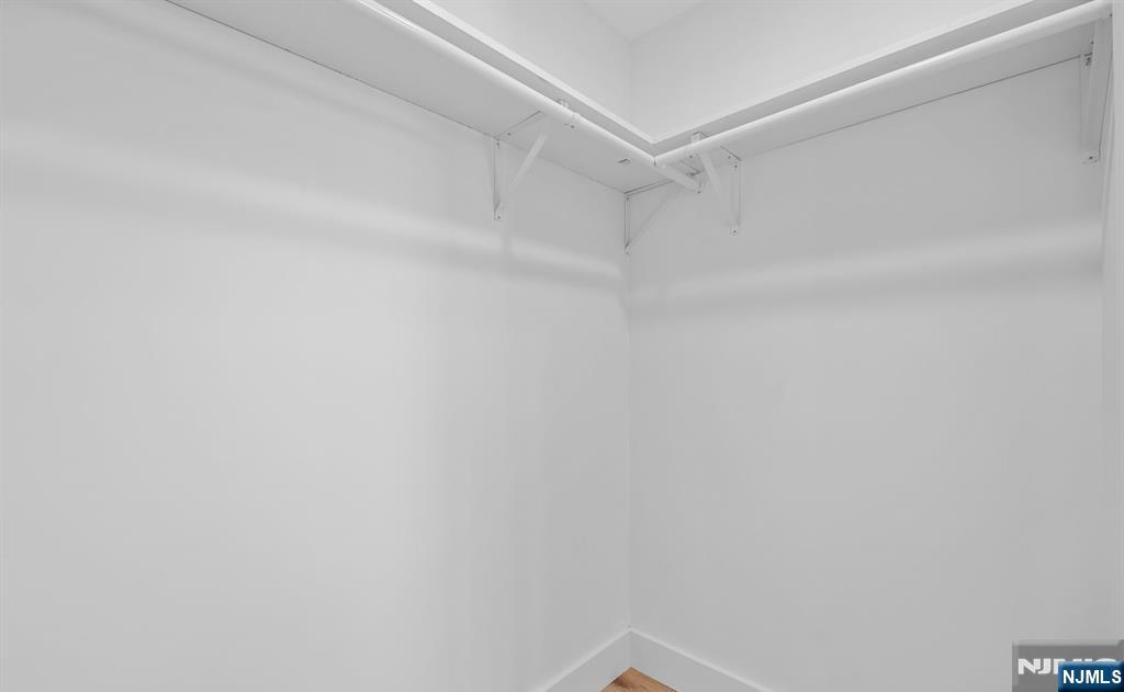 853 Pleasantview Terrace 2