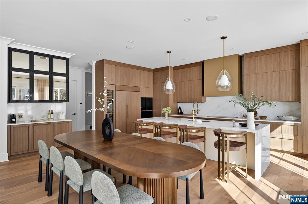 16-18 Paris Avenue 3
