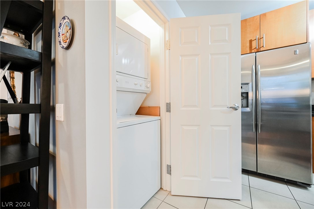 200 West Sahara Avenue 2312