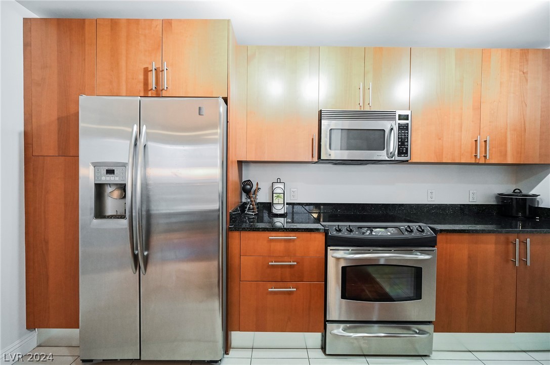 200 West Sahara Avenue 2312