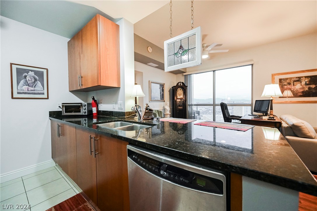 200 West Sahara Avenue 2312