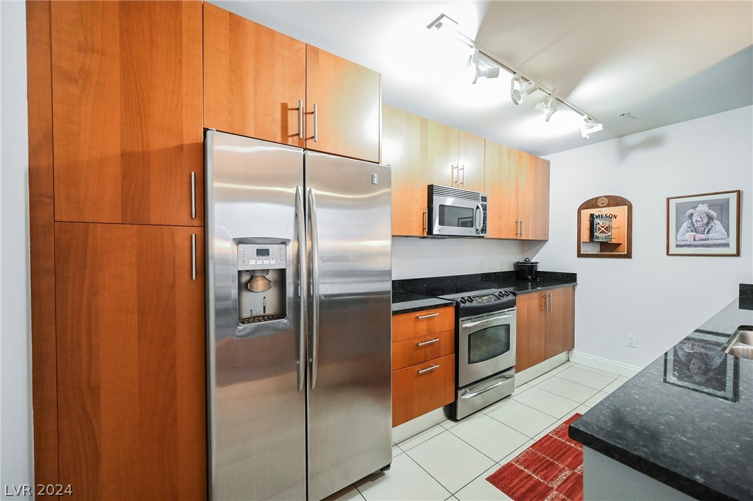 200 West Sahara Avenue 2312
