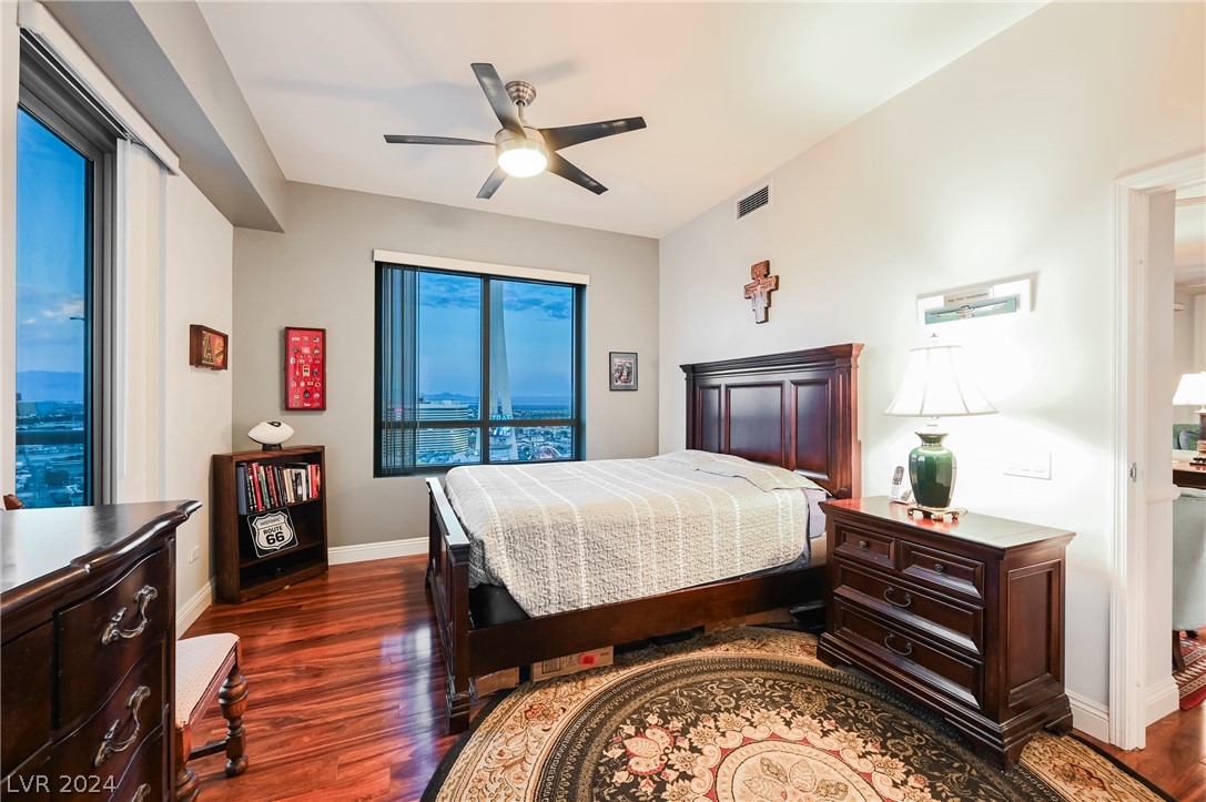 200 West Sahara Avenue 2312