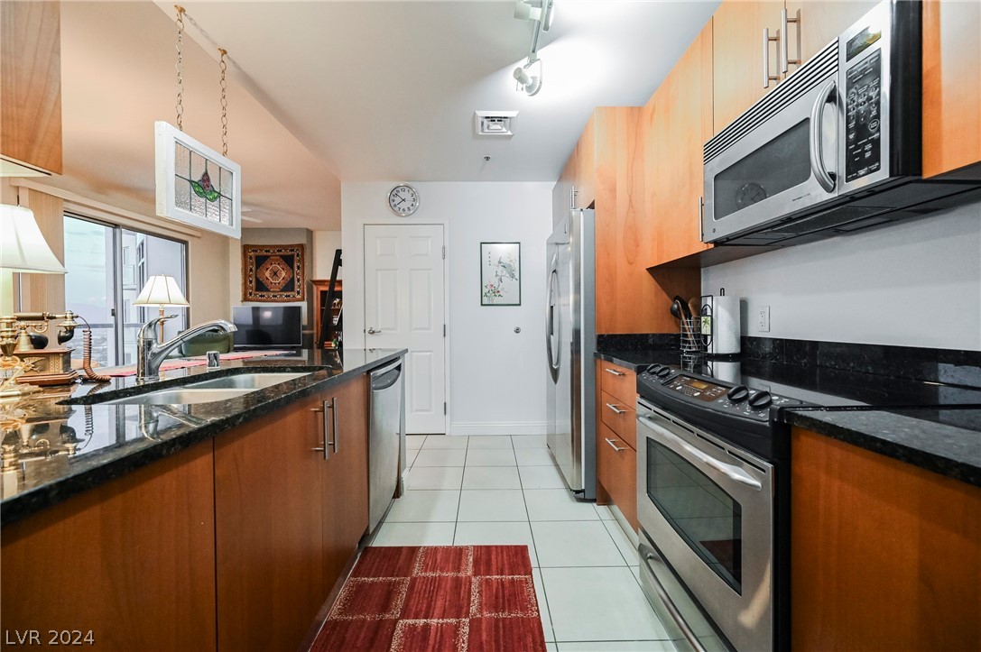 200 West Sahara Avenue 2312