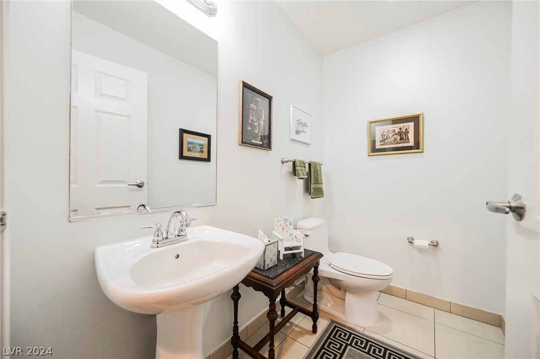 200 West Sahara Avenue 2312