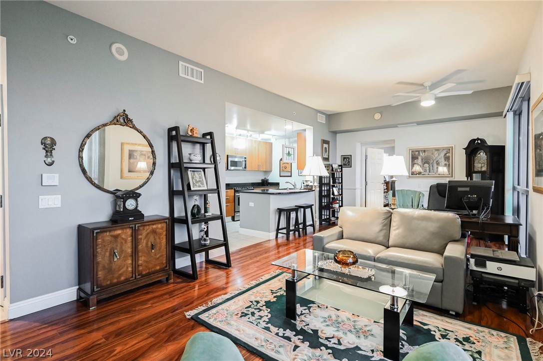 200 West Sahara Avenue 2312