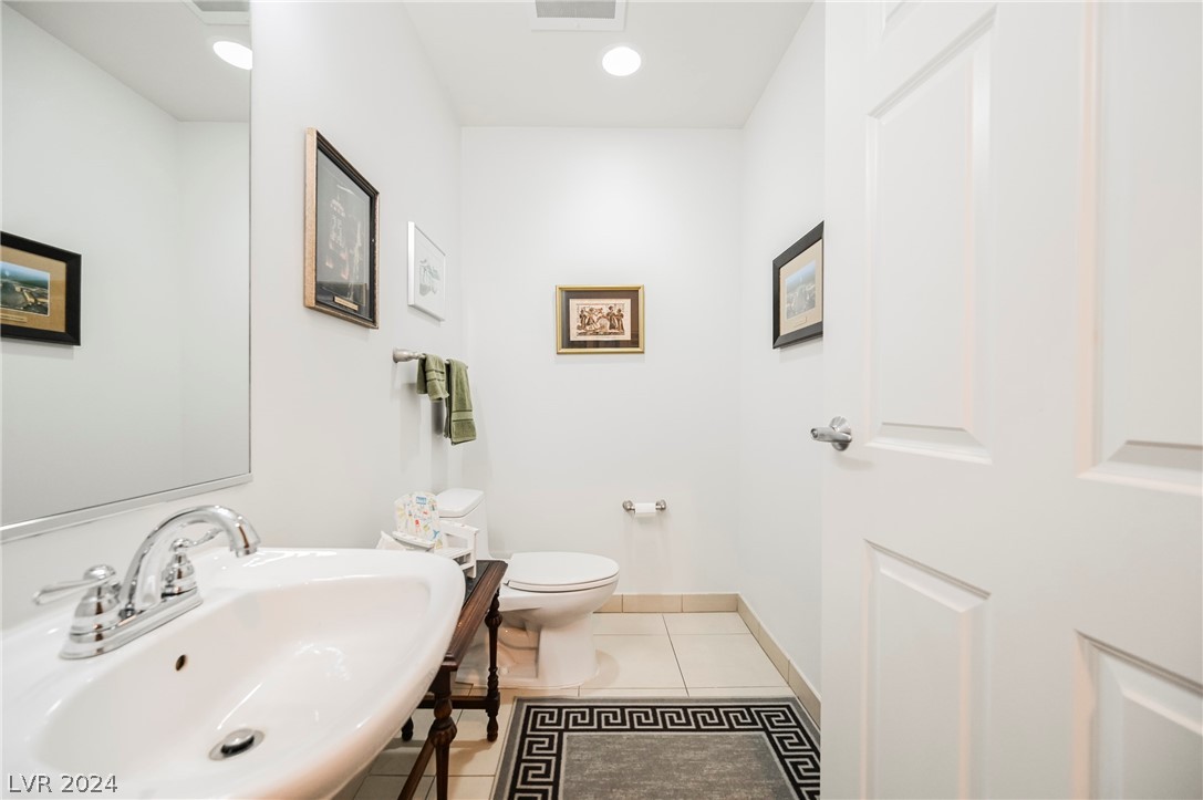 200 West Sahara Avenue 2312